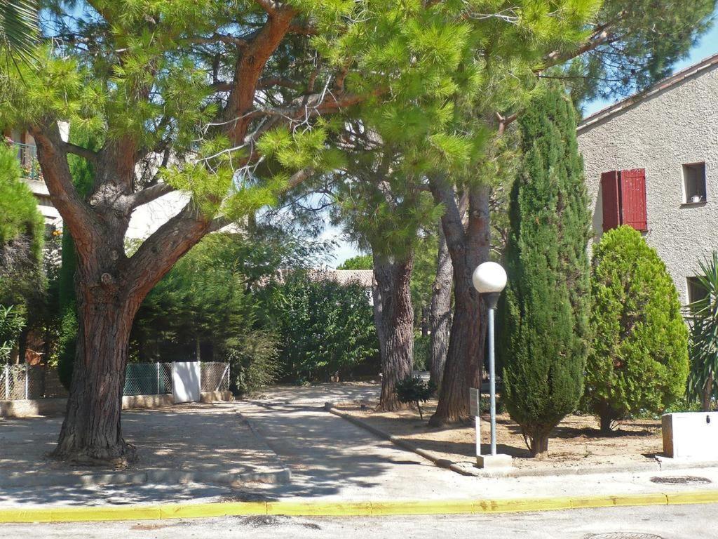 Au Calme Residence L'Ile Heureuse Les Lecques Exterior photo